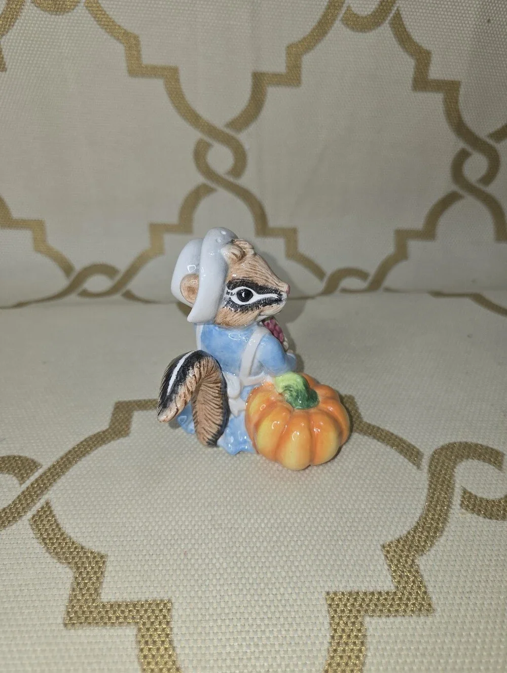 Fitz & Floyd Salt or Pepper Chipmunk Thanksgiving Pilgrim Pumpkin Harvest Shaker
